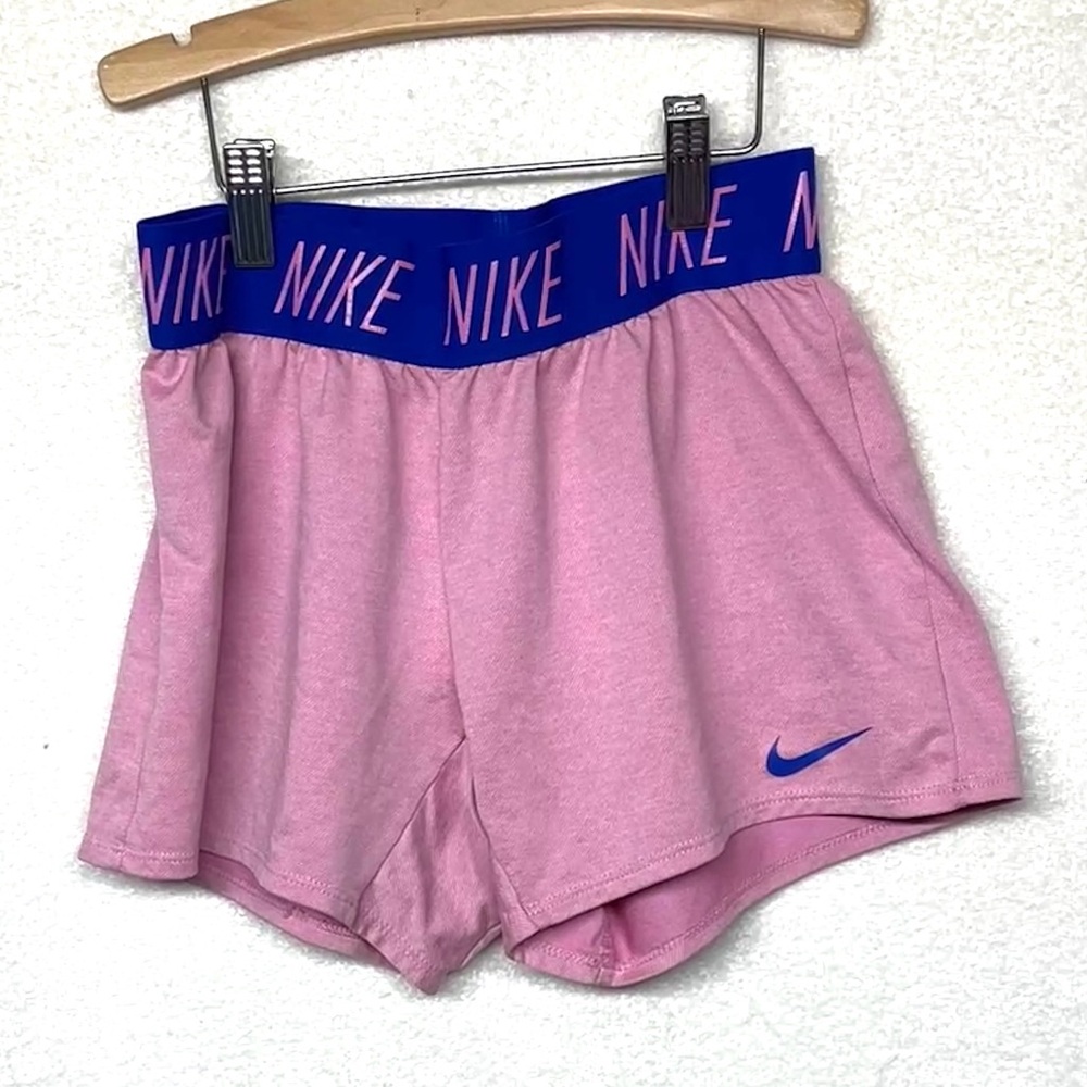 Girls Nike shorts size L
